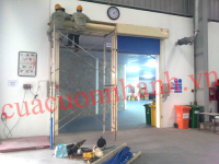 Thi công, lắp đặt cửa cuốn, cửa nhựa cho công trình đang xây dựng
